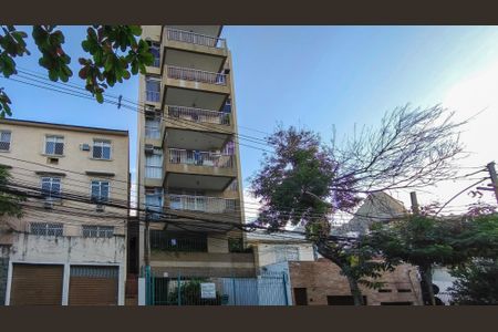 Apartamento à venda com 149m², 3 quartos e 1 vaga Apartamento à venda com 149m², 3 quartos e 1 vagaFachada e portaria