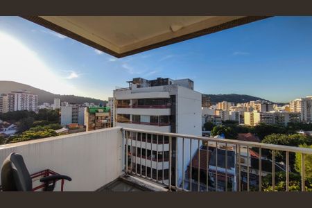 Apartamento à venda com 149m², 3 quartos e 1 vaga Apartamento à venda com 149m², 3 quartos e 1 vagaVista do Quarto 2