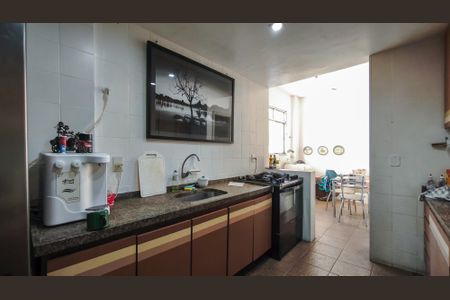 Apartamento à venda com 149m², 3 quartos e 1 vaga Apartamento à venda com 149m², 3 quartos e 1 vagaCozinha