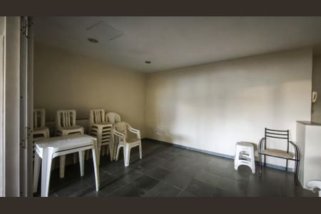 Apartamento à venda com 149m², 3 quartos e 1 vaga Apartamento à venda com 149m², 3 quartos e 1 vagaÁrea comum