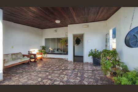 Apartamento à venda com 149m², 3 quartos e 1 vaga Apartamento à venda com 149m², 3 quartos e 1 vagaTerraço