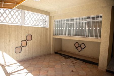 Casa à venda com 134m², 2 quartos e 1 vaga Casa à venda com 134m², 2 quartos e 1 vagaGaragem