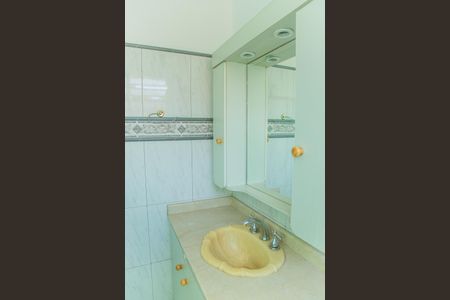 Casa à venda com 134m², 2 quartos e 1 vaga Casa à venda com 134m², 2 quartos e 1 vagaBanheiro da Suíte