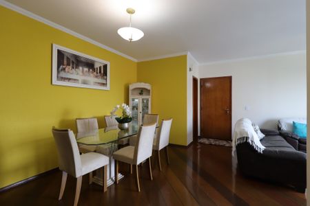 Apartamento à venda com 137m², 4 quartos e 2 vagasSala de Jantar