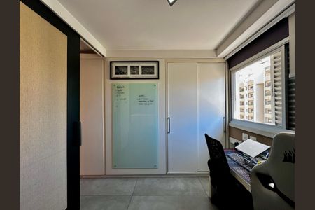 Apartamento à venda com 58m², 2 quartos e 2 vagasQuarto 2