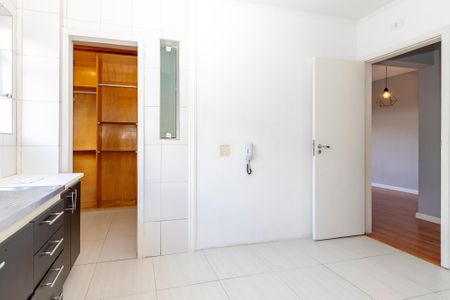 Apartamento à venda com 83m², 2 quartos e 1 vaga Apartamento à venda com 83m², 2 quartos e 1 vagaCozinha
