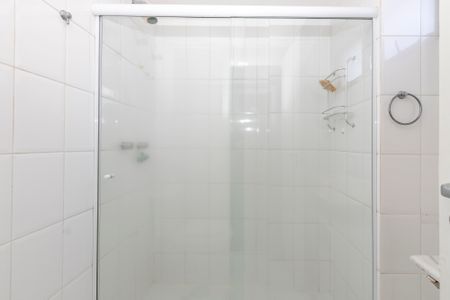 Apartamento à venda com 83m², 2 quartos e 1 vaga Apartamento à venda com 83m², 2 quartos e 1 vagaBanheiro da Suíte