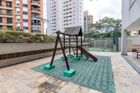 Apartamento à venda com 83m², 2 quartos e 1 vaga Apartamento à venda com 83m², 2 quartos e 1 vagaPlayground