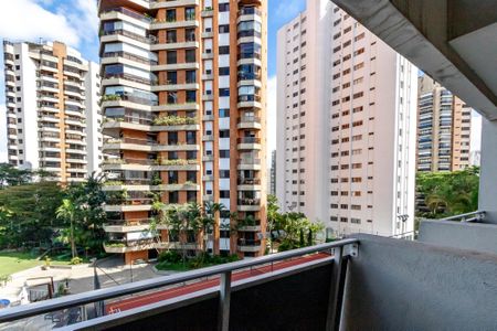 Apartamento à venda com 83m², 2 quartos e 1 vaga Apartamento à venda com 83m², 2 quartos e 1 vagaVista da Varanda da Sala