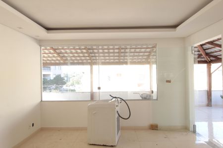 Casa para alugar com 200m², 3 quartos e sem vagaSala