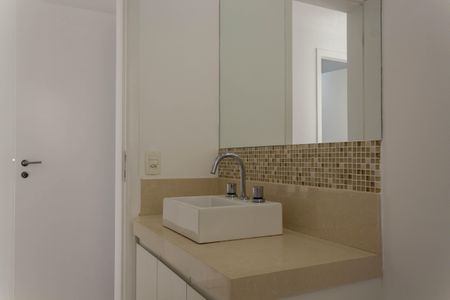 Apartamento à venda com 123m², 3 quartos e 2 vagasBanheiro