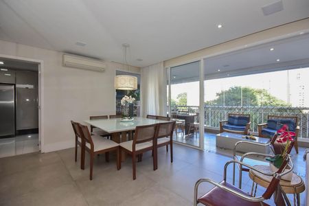 Apartamento à venda com 177m², 4 quartos e 3 vagasSala de Jantar