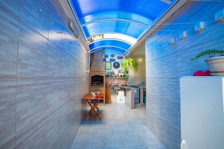 Casa à venda com 212m², 3 quartos e 3 vagasÁrea de serviço / lazer