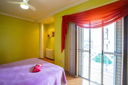 Casa à venda com 212m², 3 quartos e 3 vagasQuarto 2 - suíte