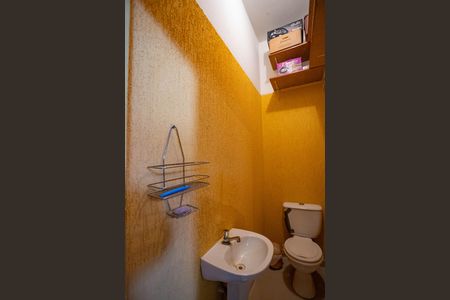 Casa à venda com 212m², 3 quartos e 3 vagasGaragem - Banheiro