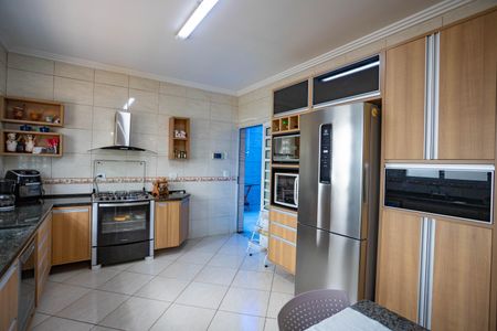 Casa à venda com 212m², 3 quartos e 3 vagasCozinha