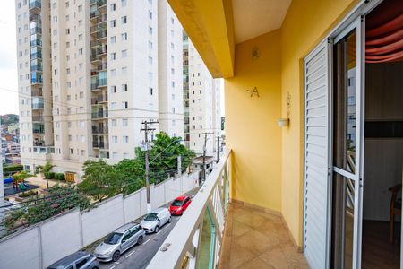 Casa à venda com 212m², 3 quartos e 3 vagasVaranda da suíte