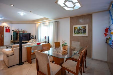 Casa à venda com 212m², 3 quartos e 3 vagasSala de jantar