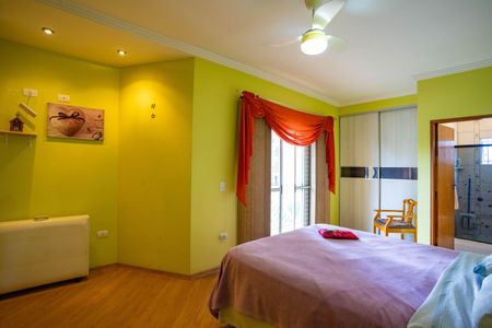 Casa à venda com 212m², 3 quartos e 3 vagasQuarto 2 - suíte