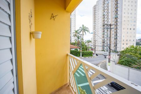 Casa à venda com 212m², 3 quartos e 3 vagasVaranda da suíte