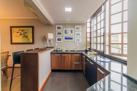 Casa de condomínio à venda com 182m², 3 quartos e 2 vagasCozinha