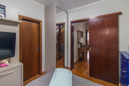 Casa de condomínio à venda com 182m², 3 quartos e 2 vagasQuarto 2