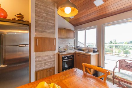 Casa de condomínio à venda com 182m², 3 quartos e 2 vagasSala 2