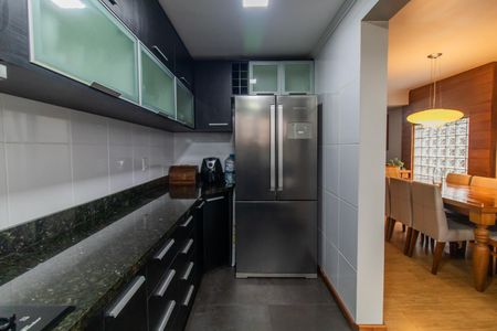 Casa de condomínio à venda com 182m², 3 quartos e 2 vagasCozinha