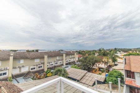 Casa de condomínio à venda com 182m², 3 quartos e 2 vagasVaranda