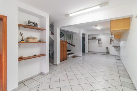 Casa de condomínio à venda com 182m², 3 quartos e 2 vagasGaragem