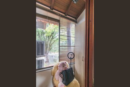 Casa de condomínio à venda com 182m², 3 quartos e 2 vagasQuarto 1