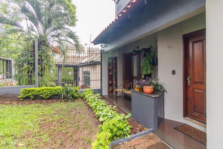 Casa de condomínio à venda com 182m², 3 quartos e 2 vagasJardim