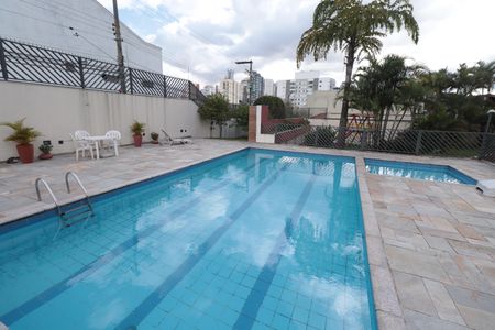 Apartamento à venda com 64m², 3 quartos e 1 vagaÁrea comum - Piscina
