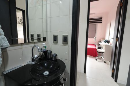 Apartamento à venda com 64m², 3 quartos e 1 vagaBanheiro Social