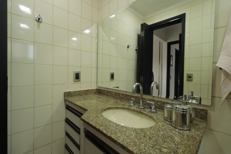 Apartamento à venda com 64m², 3 quartos e 1 vagaBanheiro da Suíte
