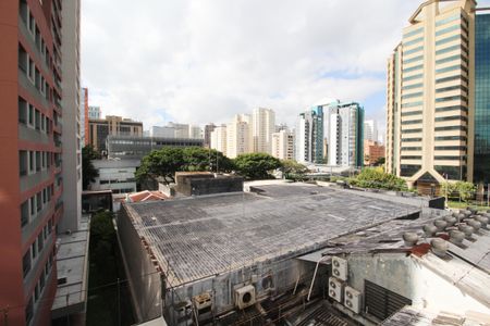 Apartamento à venda com 75m², 2 quartos e 1 vaga Apartamento à venda com 75m², 2 quartos e 1 vagaVista