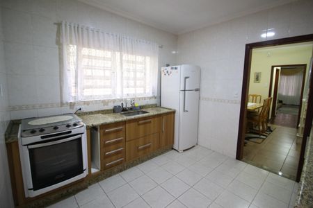 Casa à venda com 200m², 3 quartos e 2 vagasCozinha
