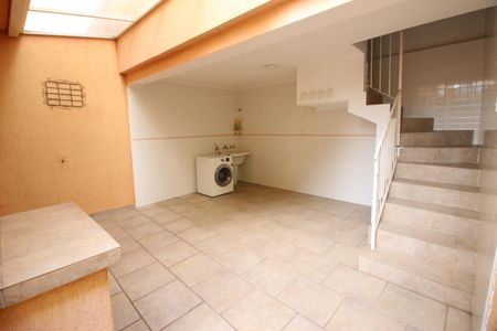 Casa à venda com 200m², 3 quartos e 2 vagasQuintal