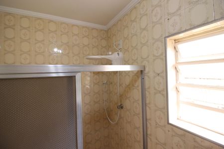 Casa à venda com 200m², 3 quartos e 2 vagasBanheiro