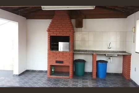 Apartamento à venda com 2 quartos, 57m² em Vila Tiradentes, São Paulo