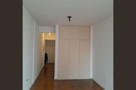 Apartamento à venda com 30m², 1 quarto e sem vaga