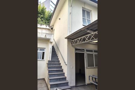 Casa à venda com 224m², 8 quartos e 1 vaga