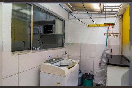 Casa à venda com 110m², 2 quartos e 2 vagas