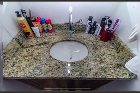 Casa à venda com 110m², 2 quartos e 2 vagas