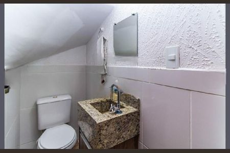 Casa à venda com 110m², 2 quartos e 2 vagas