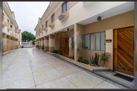 Casa à venda com 110m², 2 quartos e 2 vagas