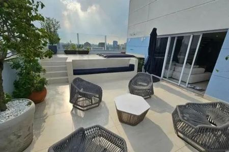 Apartamento à venda com 227m², 3 quartos e 3 vagas