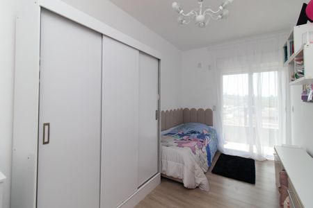 Quarto 2 de casa à venda com 3 quartos, 243m² em Santo Antônio, Porto Alegre