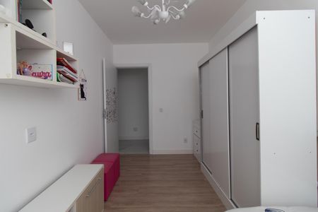 Casa à venda com 243m², 3 quartos e 2 vagasQuarto 2