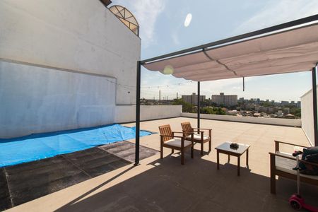Casa à venda com 243m², 3 quartos e 2 vagasQuintal